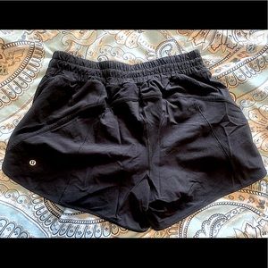 Lululemon Tracker 5” Shorts